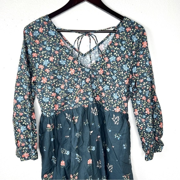 REISTOR Floral Flowy Deep V Short Dress Knee Length Size Small Organic NWT - Picture 8 of 12